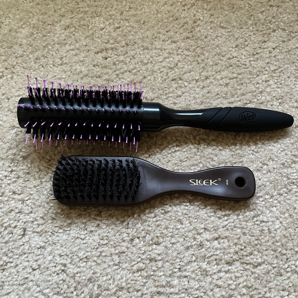 Wet brand round brush & sleek brush set